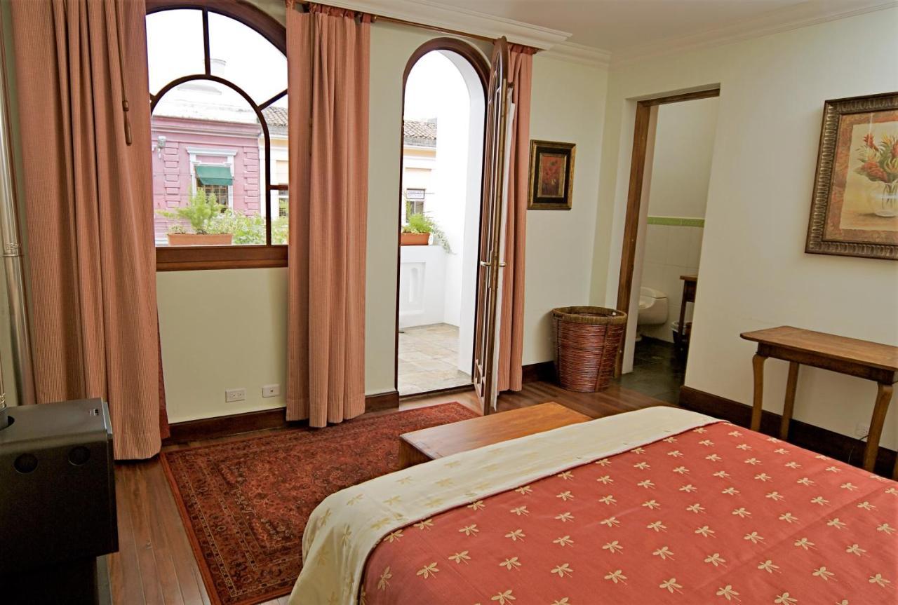 Boutique Hotel Casa Foch Кіто Екстер'єр фото
