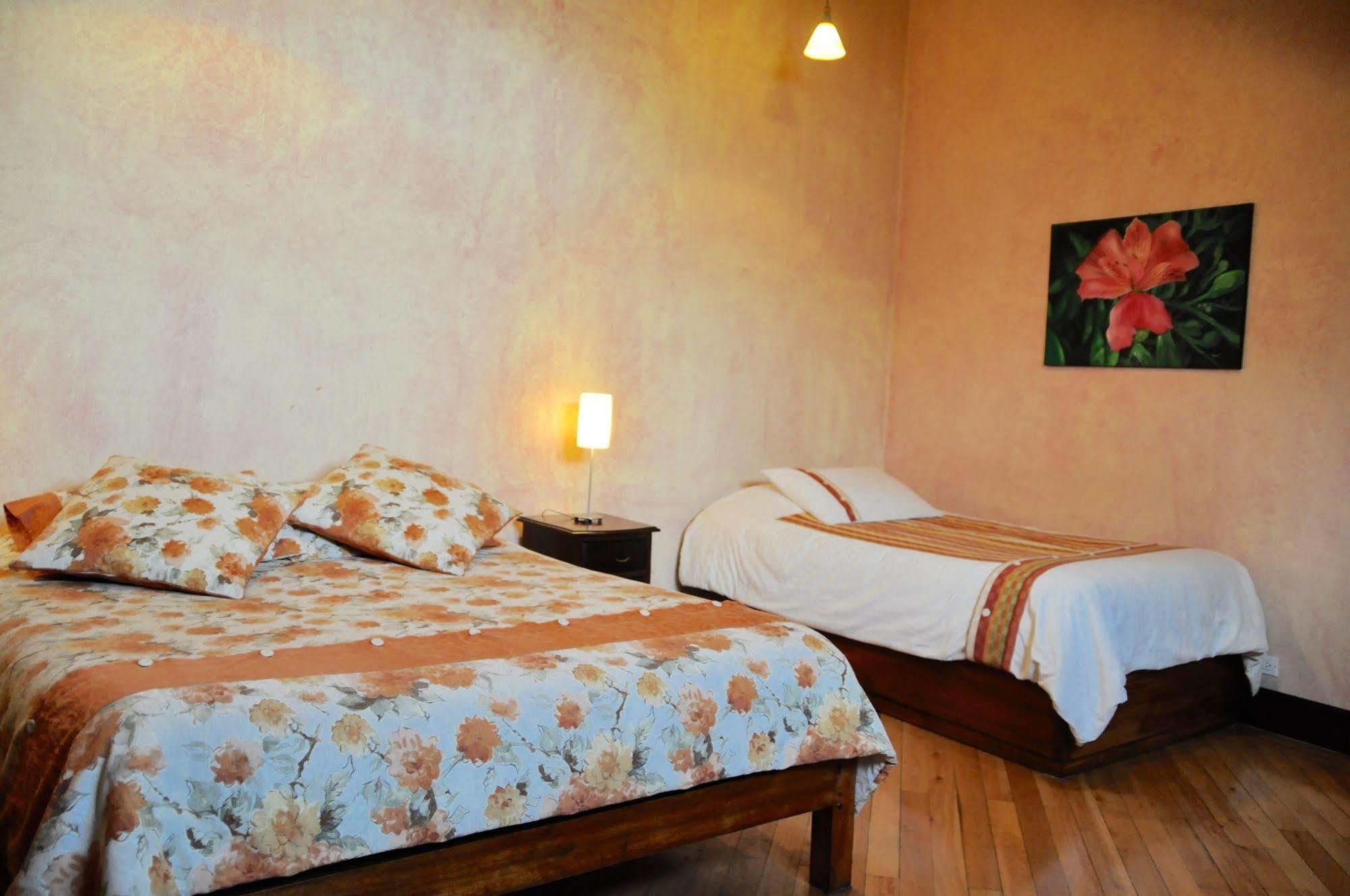Boutique Hotel Casa Foch Кіто Екстер'єр фото